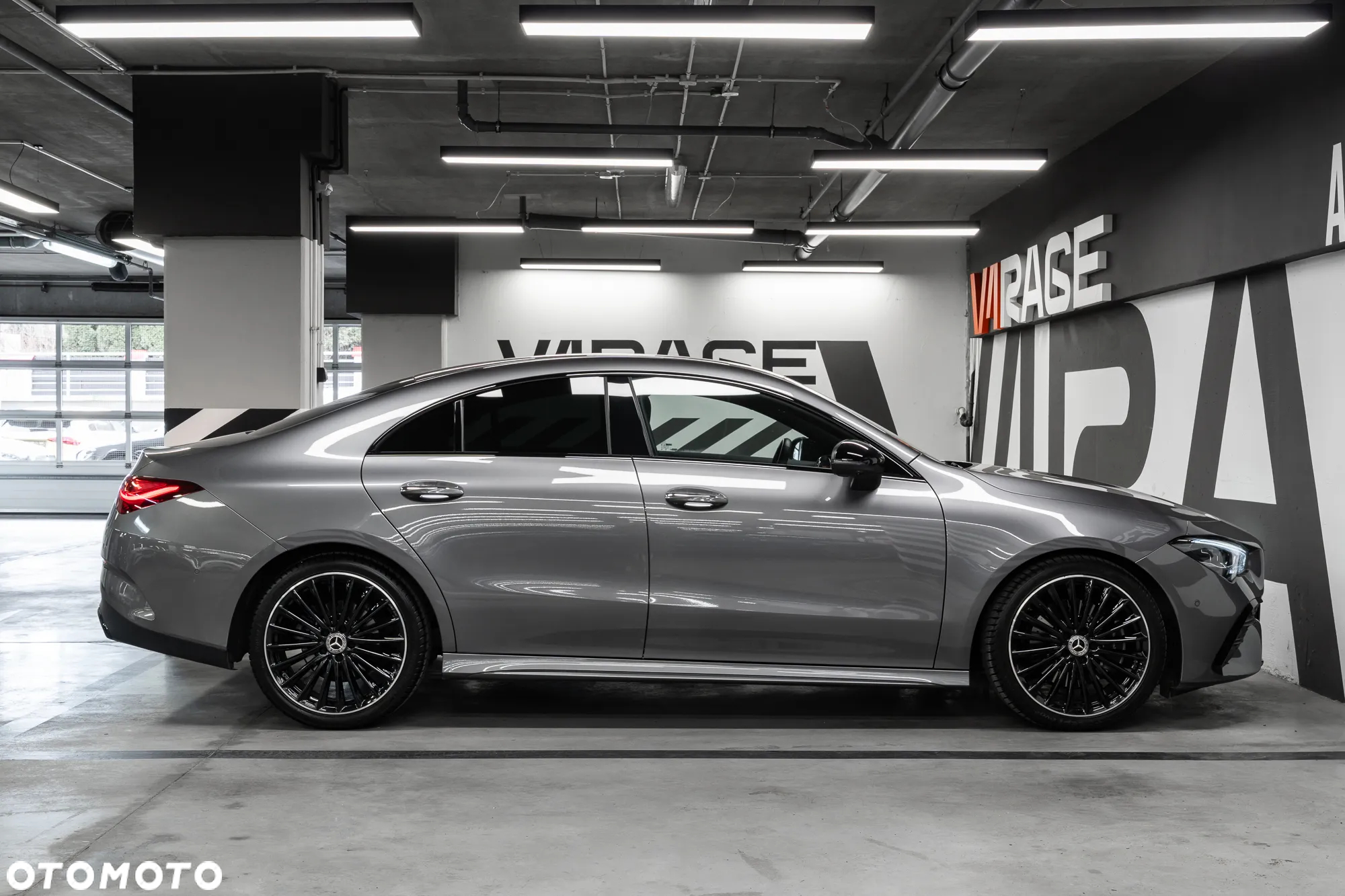 Mercedes-Benz CLA 220 mHEV 4-Matic AMG Line 8G-DCT - 16