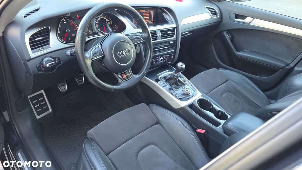 Audi A4 Avant 2.0 TDI - 17