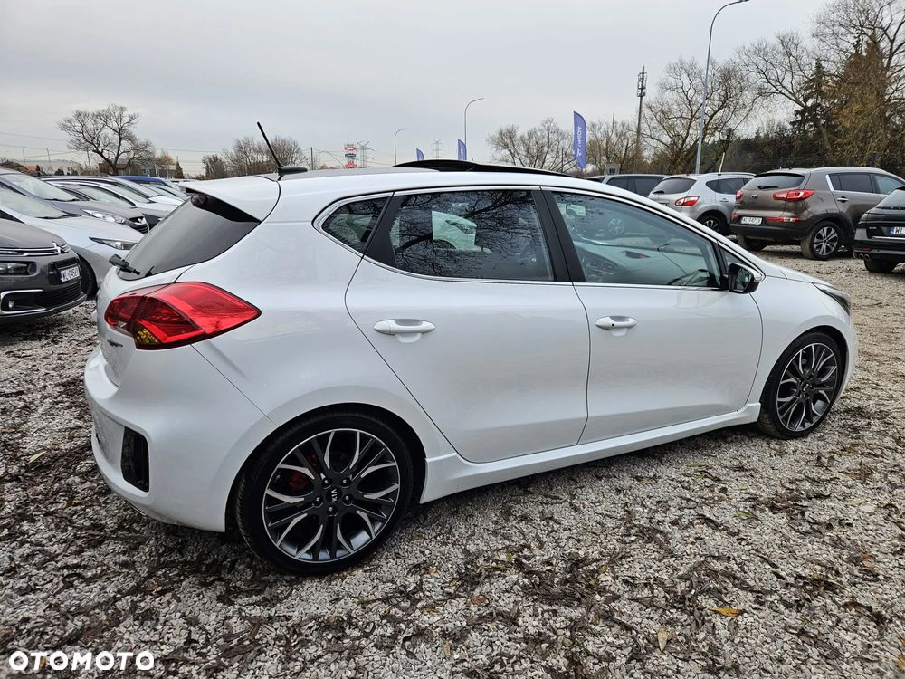 Kia Ceed 1.6 T-GDI GT-Challenge - 14