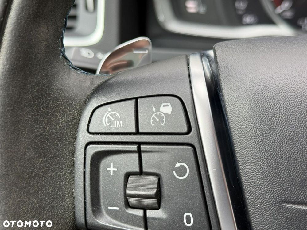 Volvo V60 T6 AWD Polestar - 32