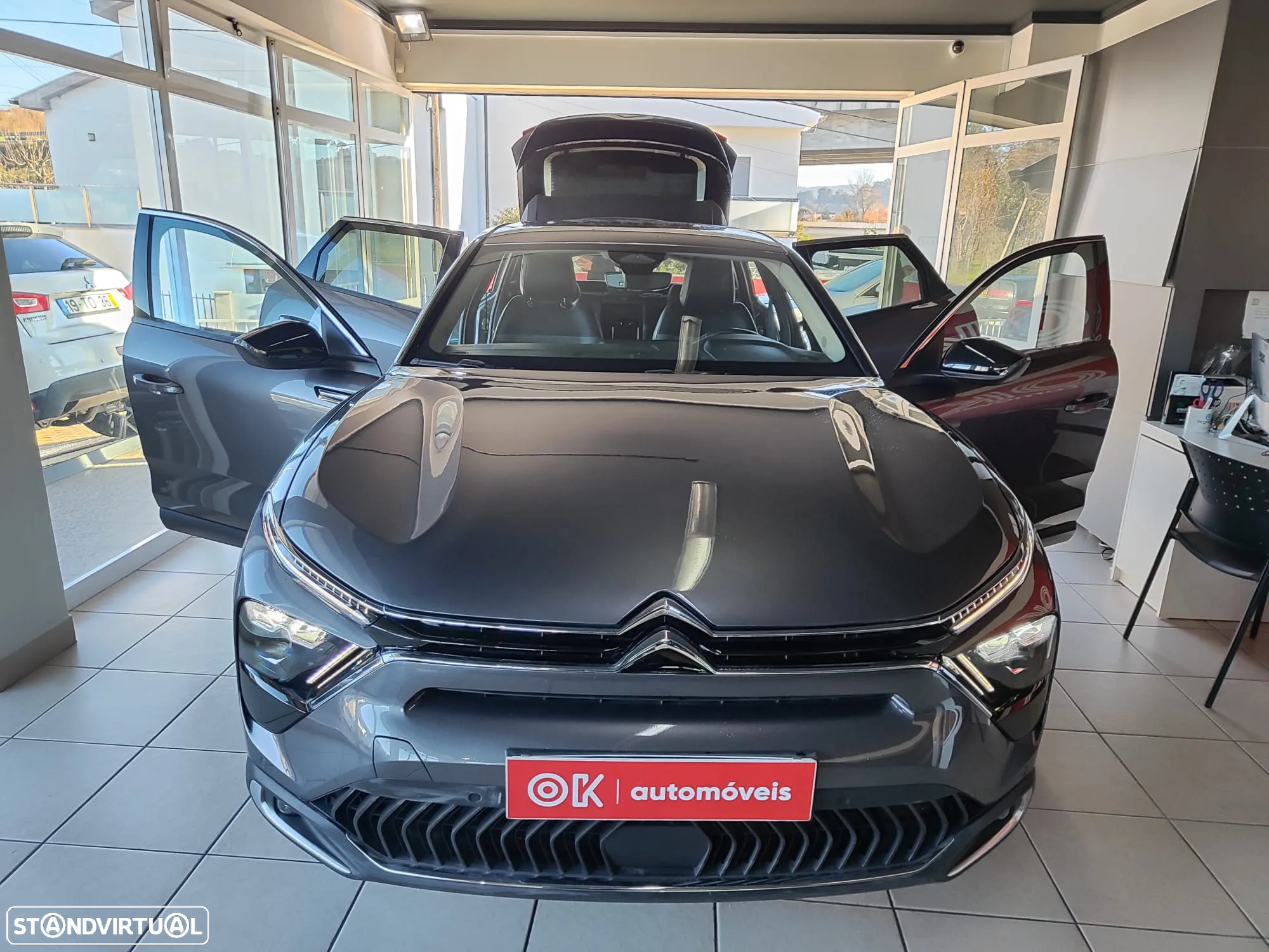 Citroën C5 X 1.6 Hybrid Shine Pack e-EAT8 - 18