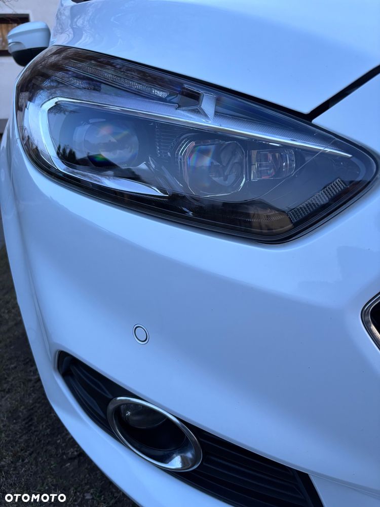 Ford S-Max - 19