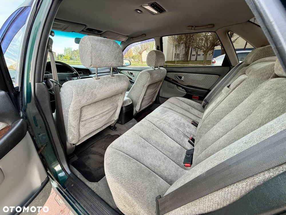 Mitsubishi Sigma - 18