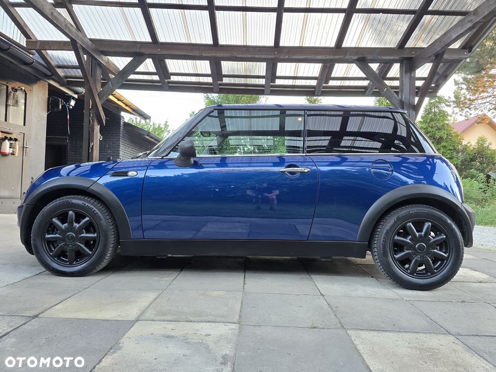 MINI ONE - 3