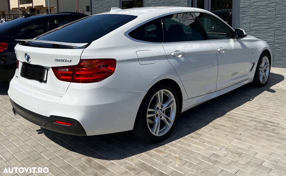 BMW Seria 3 320d xDrive Sport-Aut. M Sport - 9