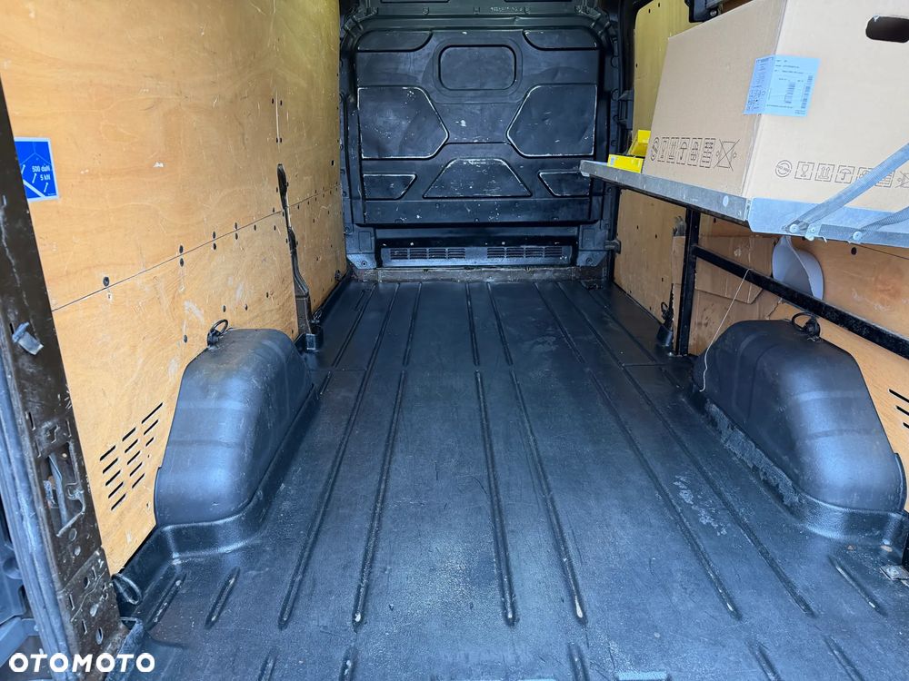Ford Transit - 7