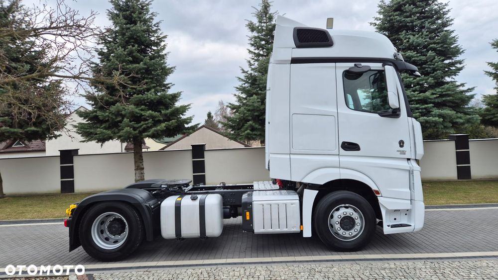 Mercedes-Benz MERCEDES-BENZ///ACTROS///BIG SPACE///1851///2020///JEDYNE 220  TYŚ KM///STANDARD///DUŻE  ZBIORNIKI///EURO6///STAN JAK NOWY - 9