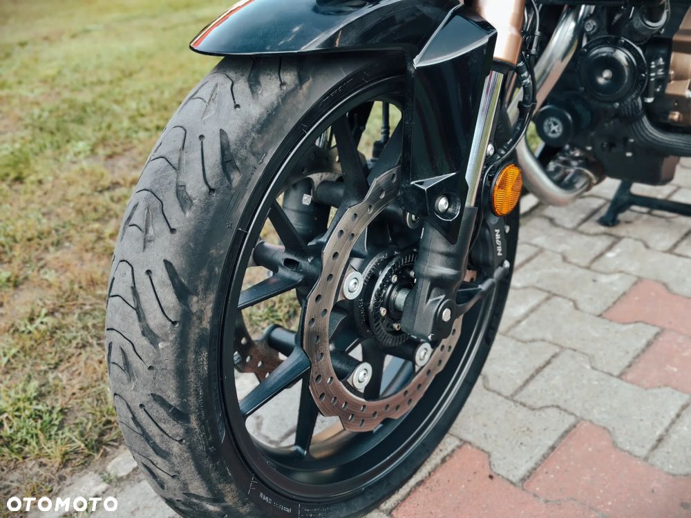 Honda CB - 29