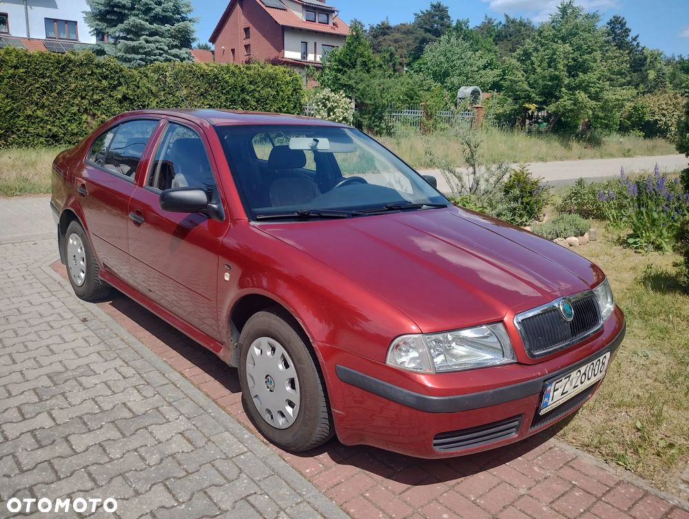 Skoda Octavia 1.6 Classic - 1