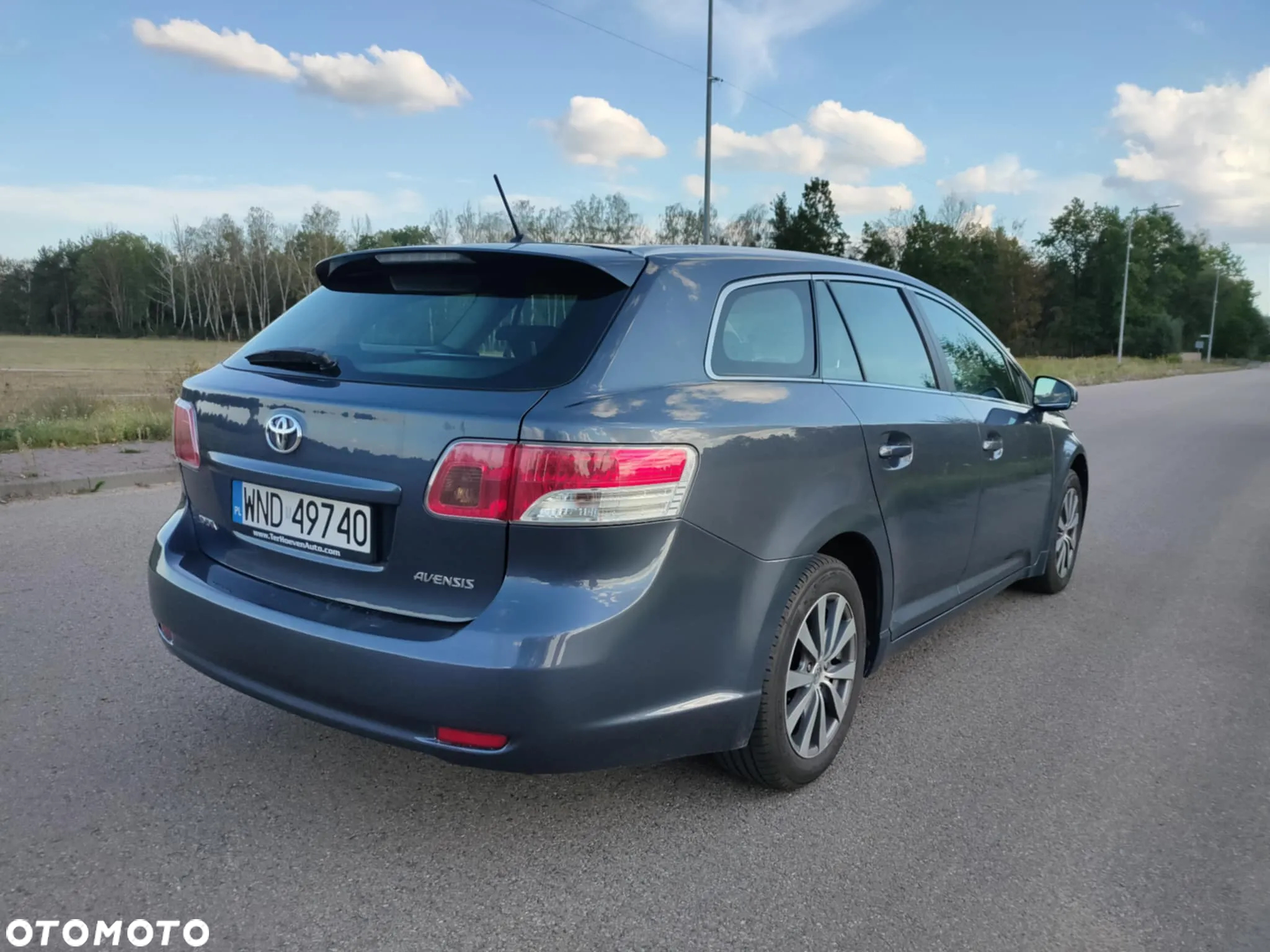 Toyota Avensis - 7