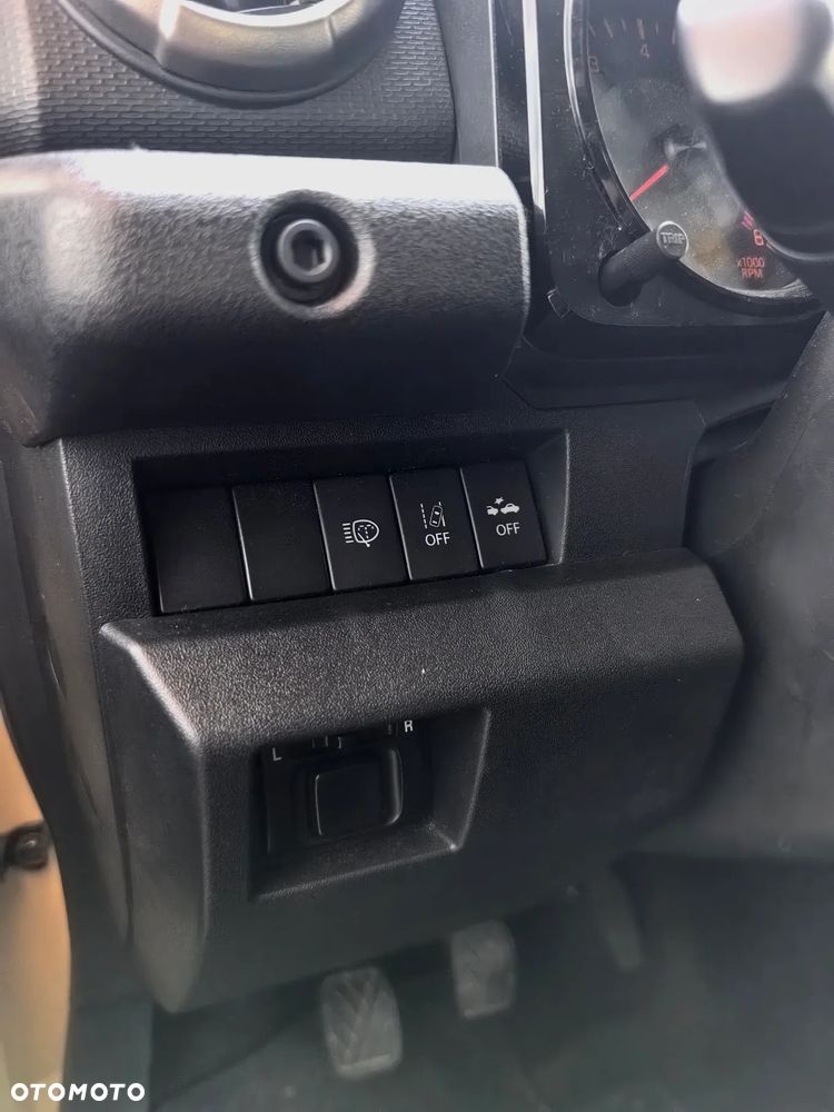 Suzuki Jimny 1.5 Premium - 14