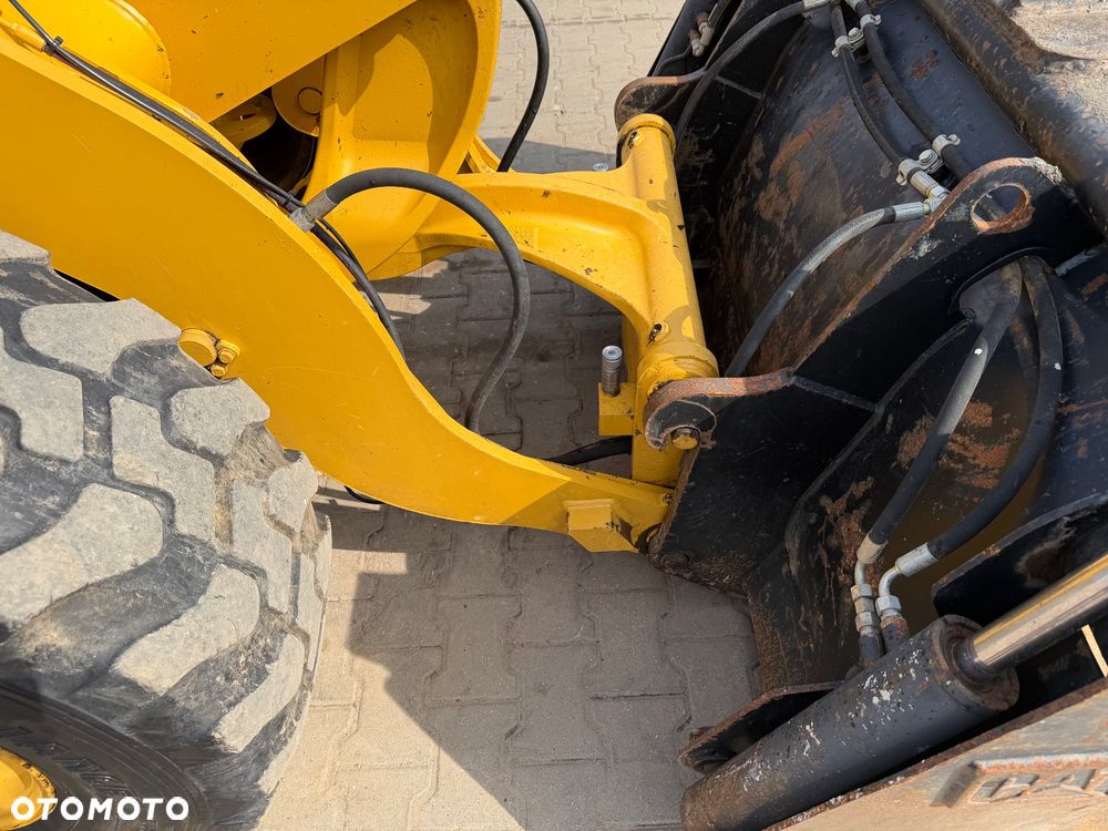 Caterpillar 907H - 14
