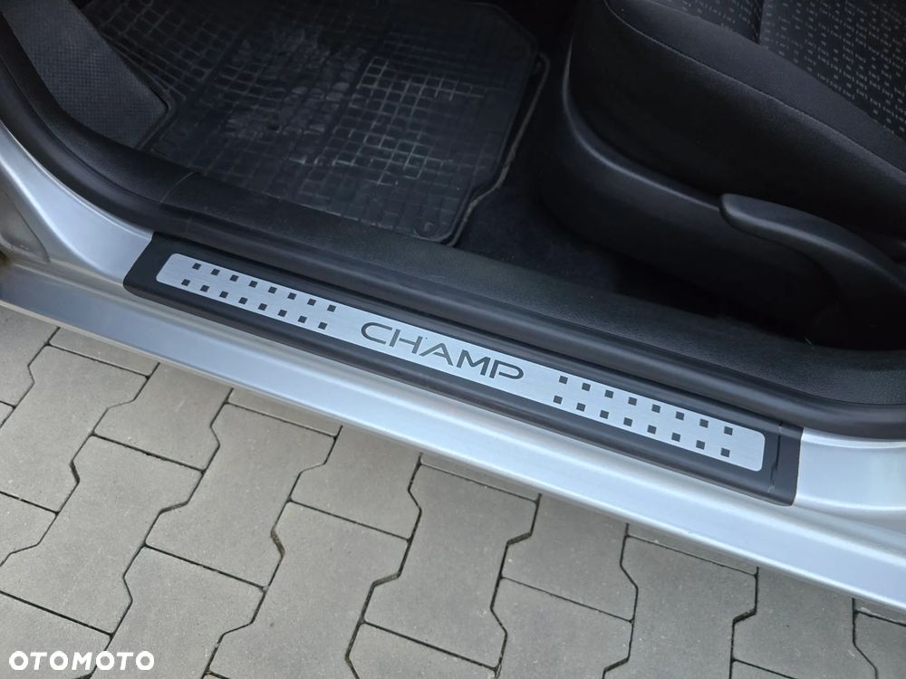 Volkswagen Golf 1.9 TDI Trendline - 22