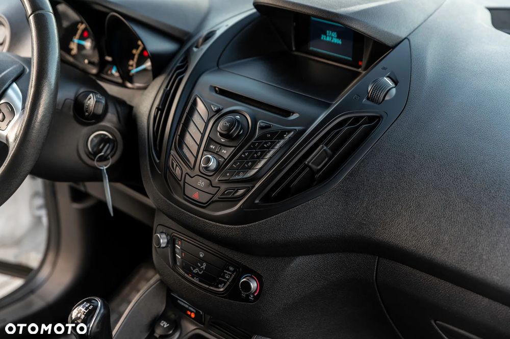 Ford Tourneo Courier 1.0 EcoBoost Trend - 29