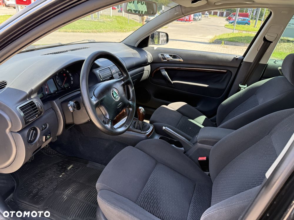 Skoda Superb 2.8 V6 Elegance - 6