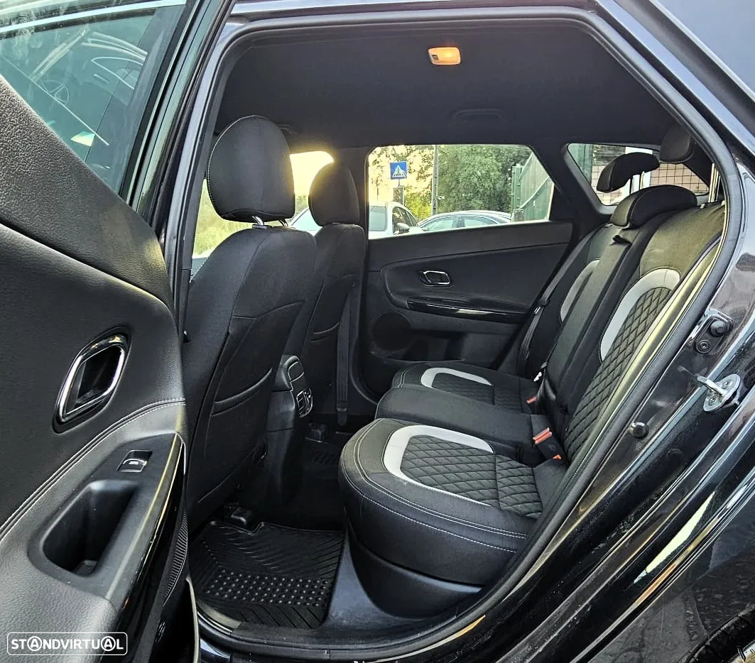 Kia Ceed SW 1.6 CRDi GT Line - 23