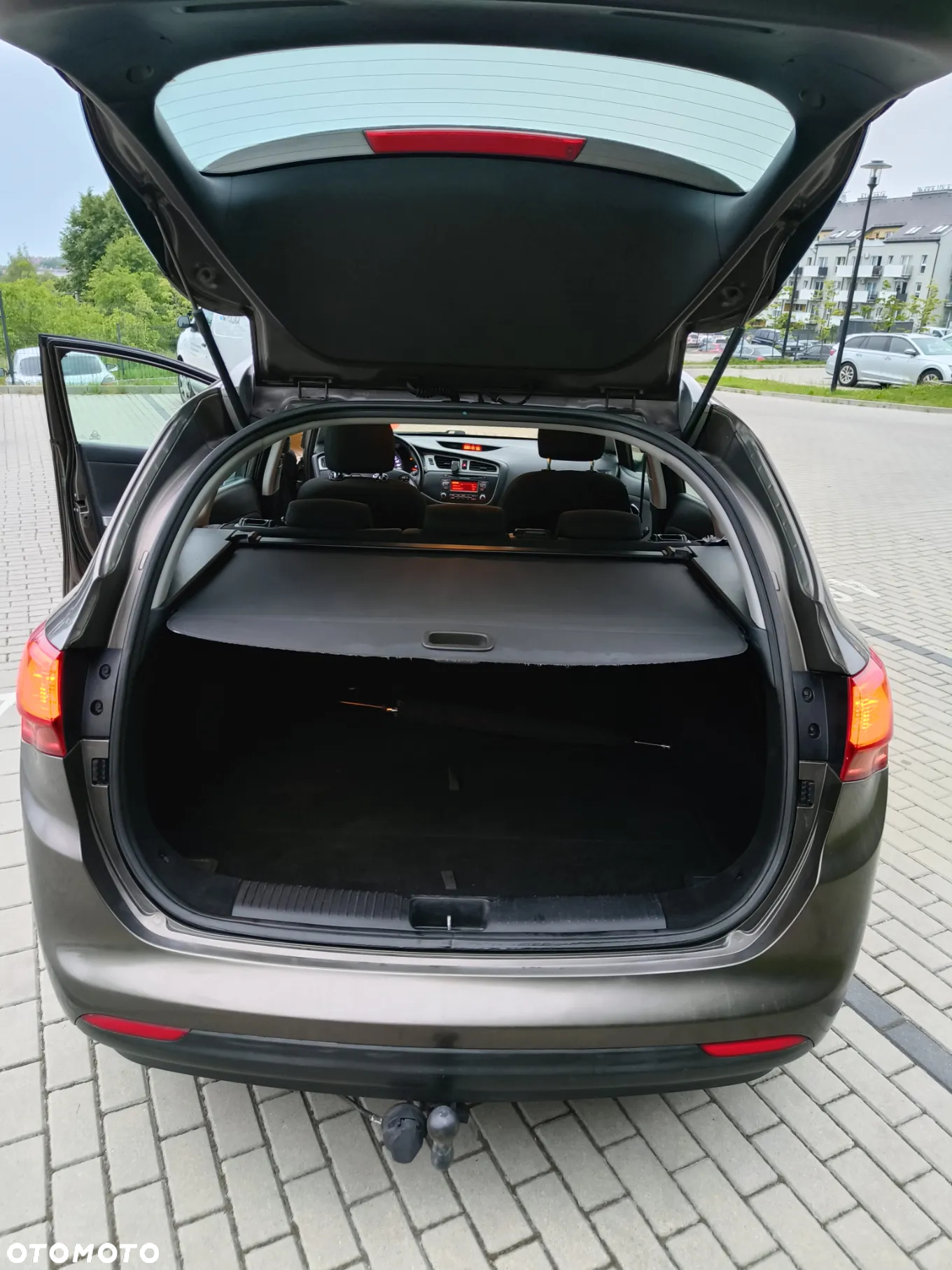 Kia Ceed - 10