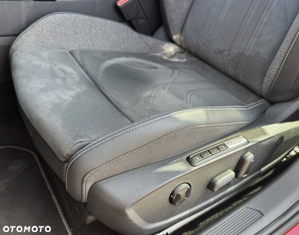 Volkswagen Golf - 13