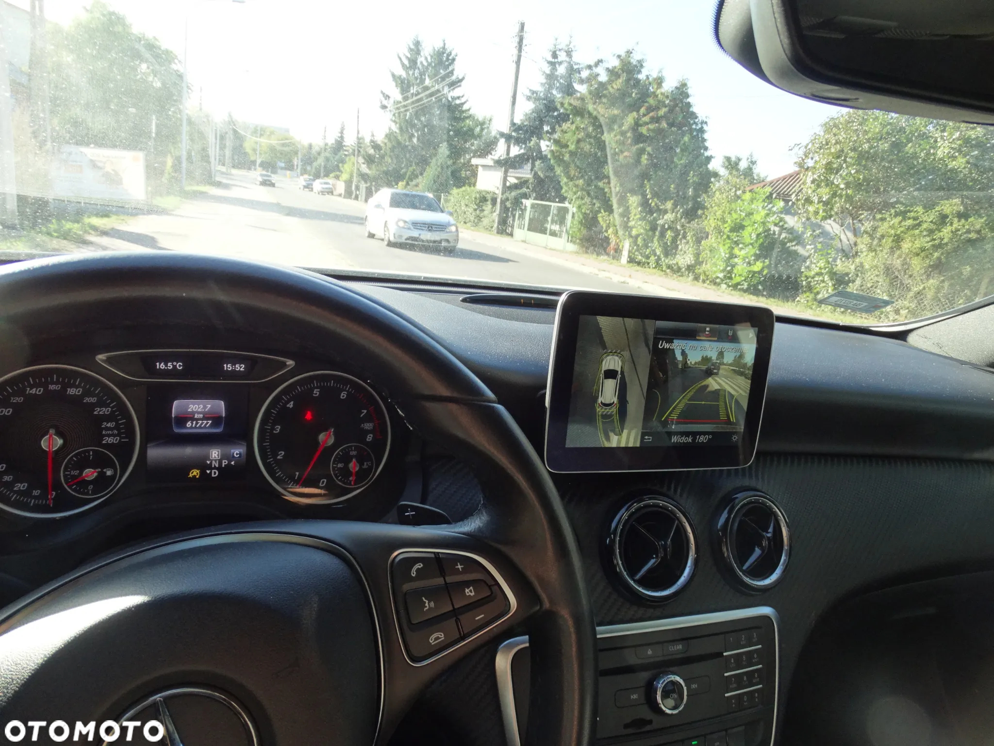 Mercedes-Benz GLA 200 7G-DCT - 10