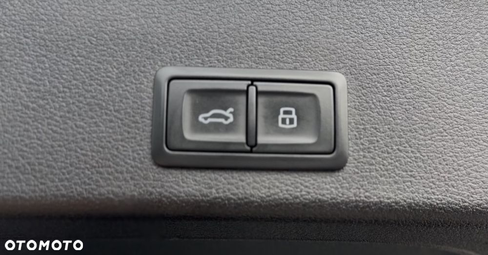 Audi A4 Avant 35 TFSI mHEV S Line S tronic - 40