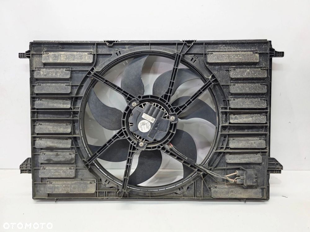 WENTYLATOR + OBUDOWA AUDI A4 B9 A5 8W 2.0 TDI 8W0121207 8W0121003A - 1