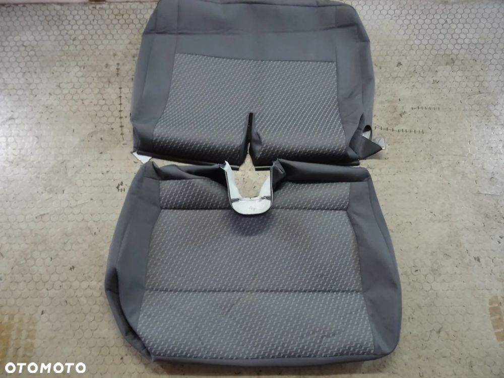 Tassamo Tapicerka pokrowiec dwojka VW T5 LIFT czesci - 1