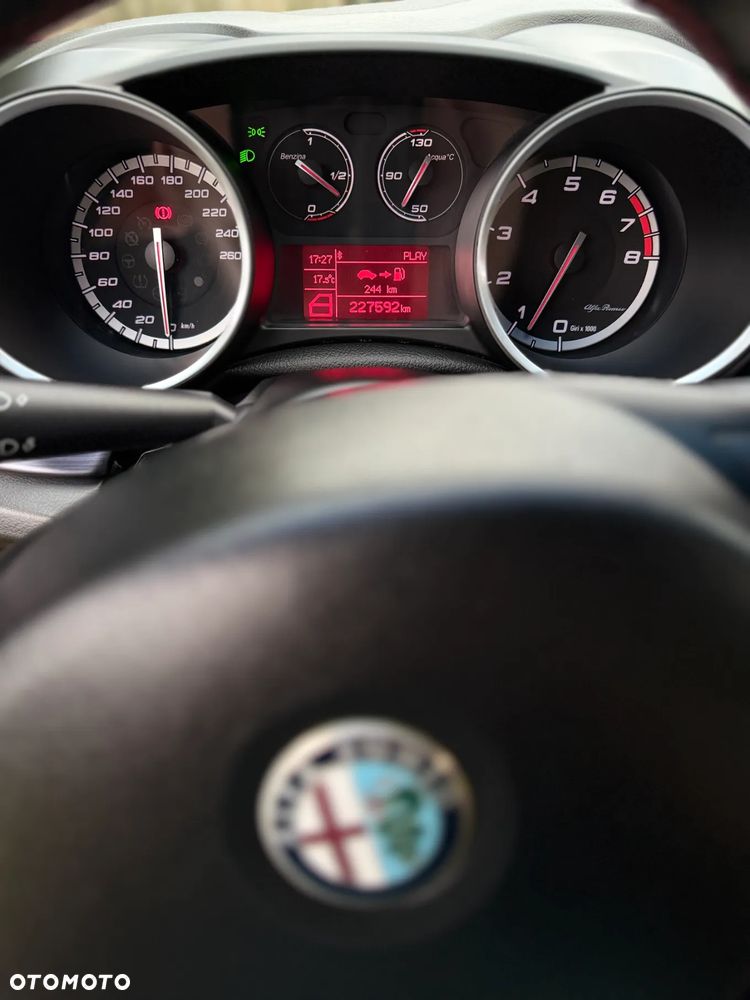 Alfa Romeo Giulietta 1750 TBi Quadrifoglio Verde - 15