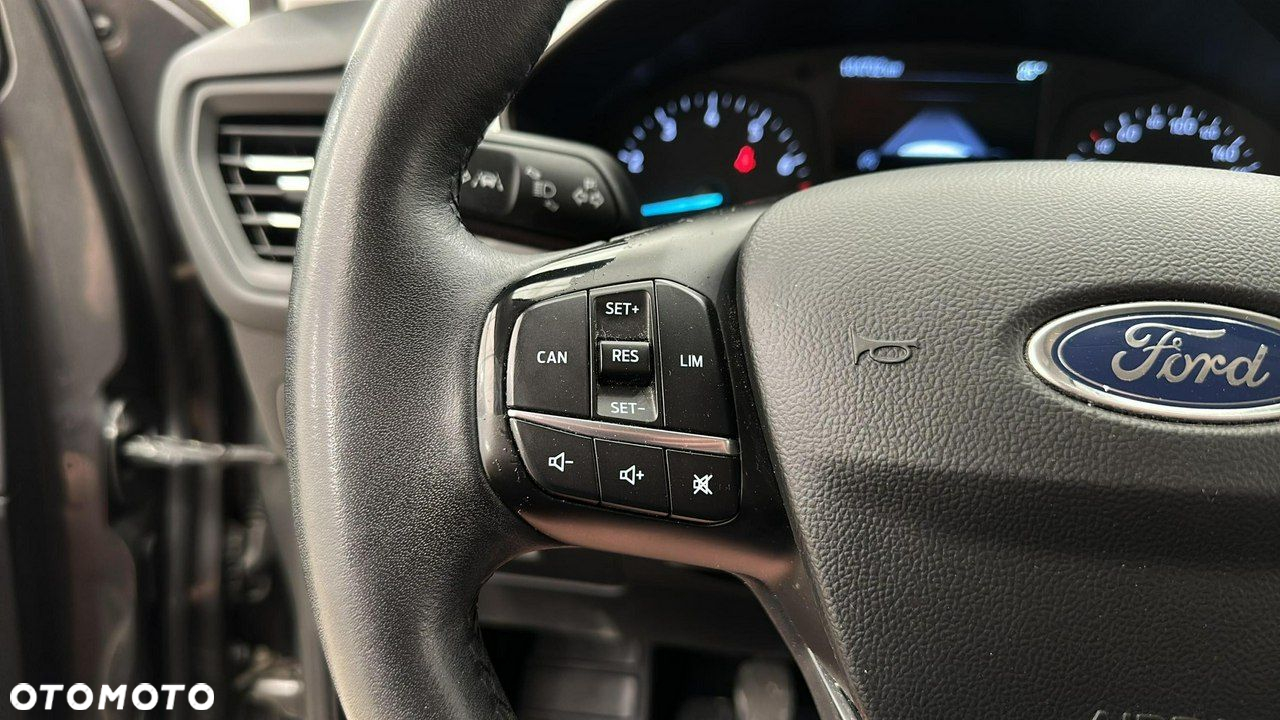 Ford Focus 1.0 EcoBoost Trend Edition - 24