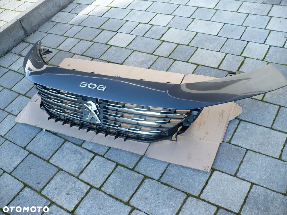 peugeot 508 II 18- model R8 bleda atrapa-grill ORYGI.