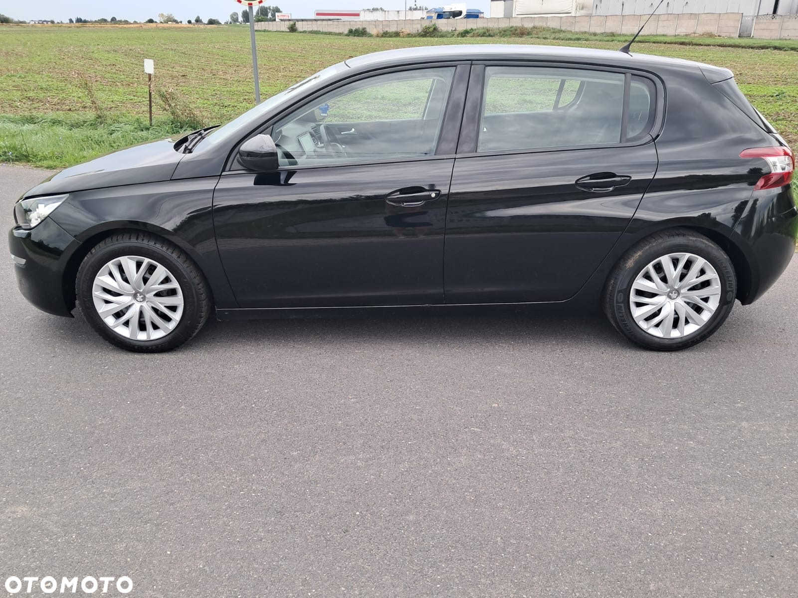 Peugeot 308 1.6 HDi Active - 14