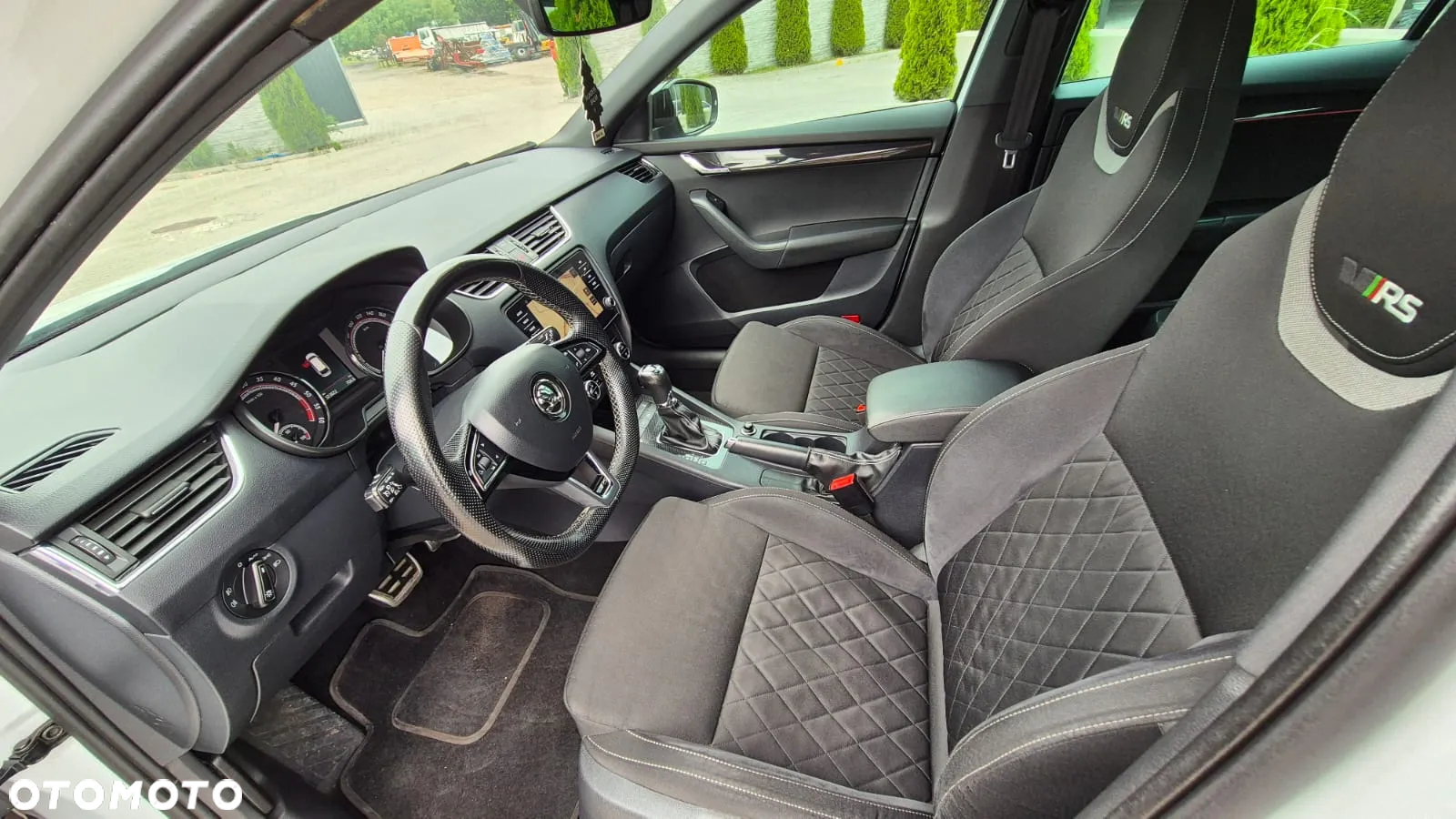 Skoda Octavia 2.0 TDI RS DSG - 16