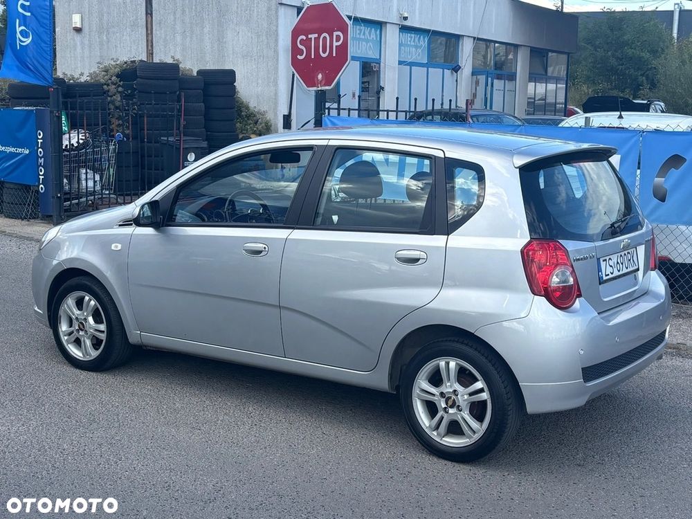 Chevrolet Aveo - 6
