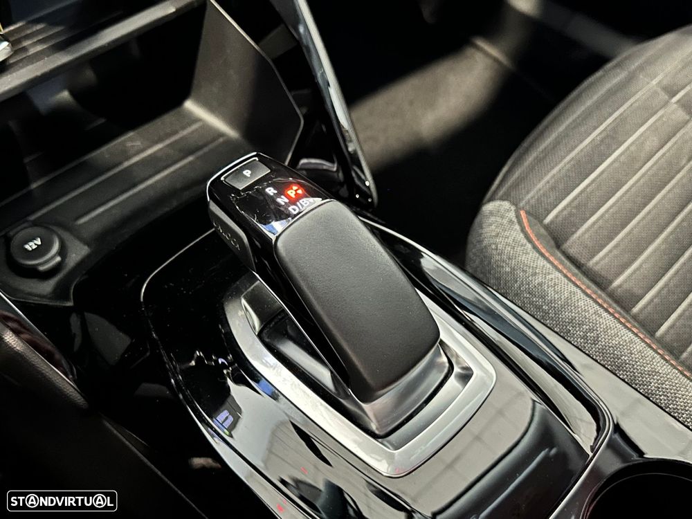 Peugeot e-2008 50 kWh Active - 26