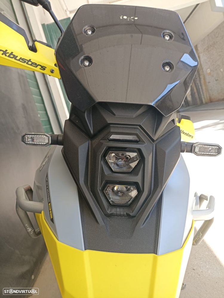 Suzuki DL 800 DE - 3