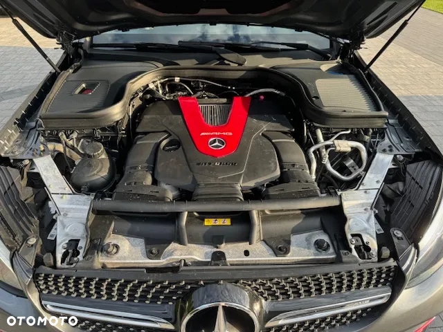 Mercedes-Benz GLC AMG 43 4Matic 9G-TRONIC - 33