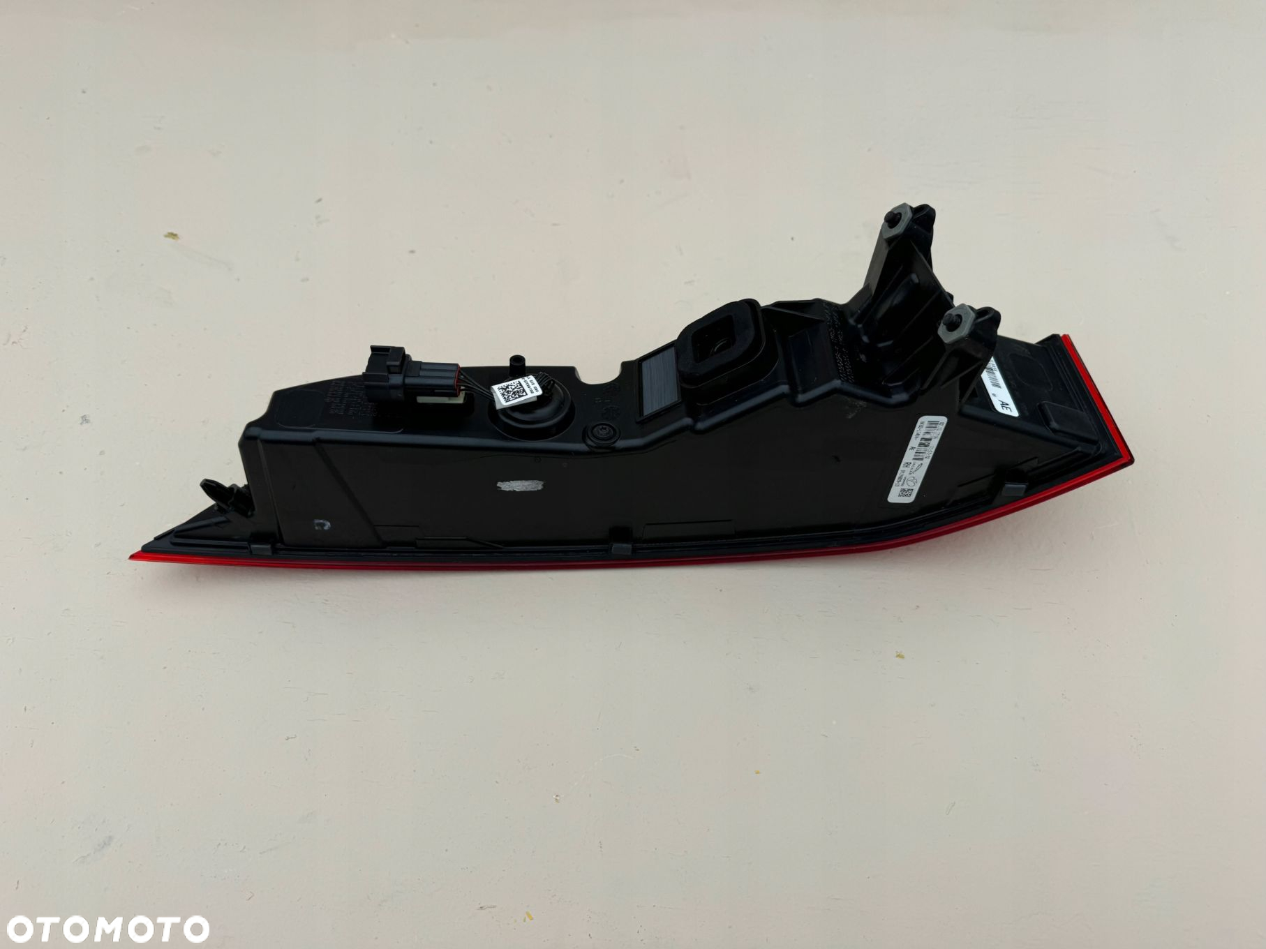 JAGUAR F-PACE X761 16R- LAMPA PRAWY TYŁ PRAWA TYLNA HK83-13404 - 15