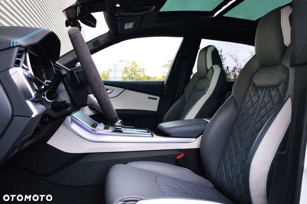 Audi SQ8 2025