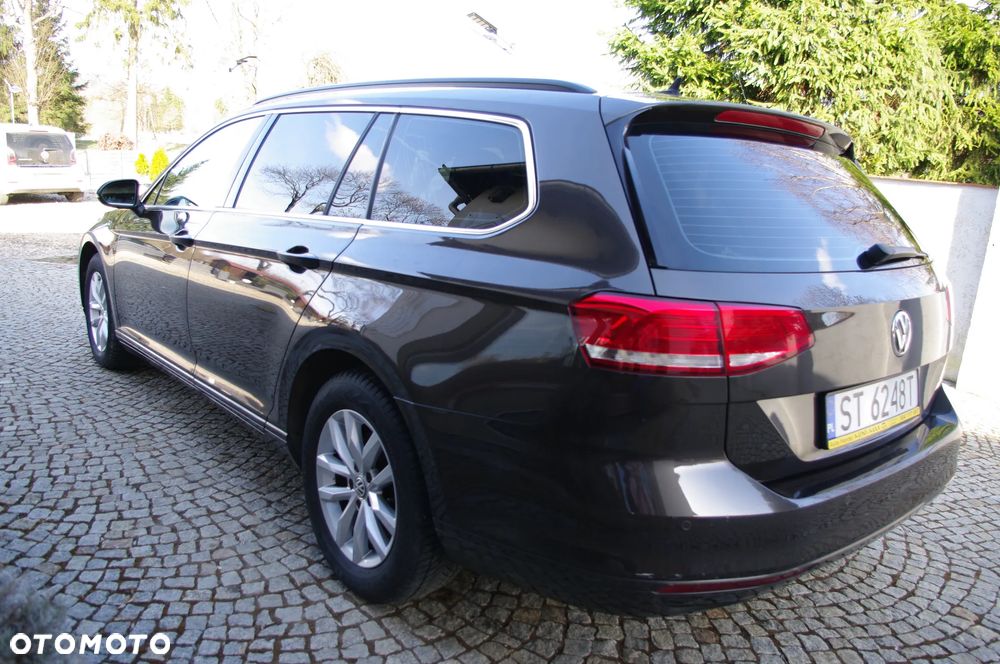 Volkswagen Passat 2.0 TDI (BlueMotion Technology) Comfortline - 8