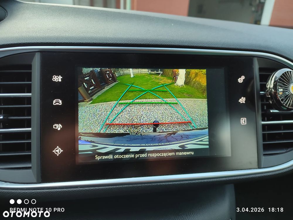 Peugeot 308 BlueHDi 150 Automatik Stop & Start Niveau 2 Business-Line - 24