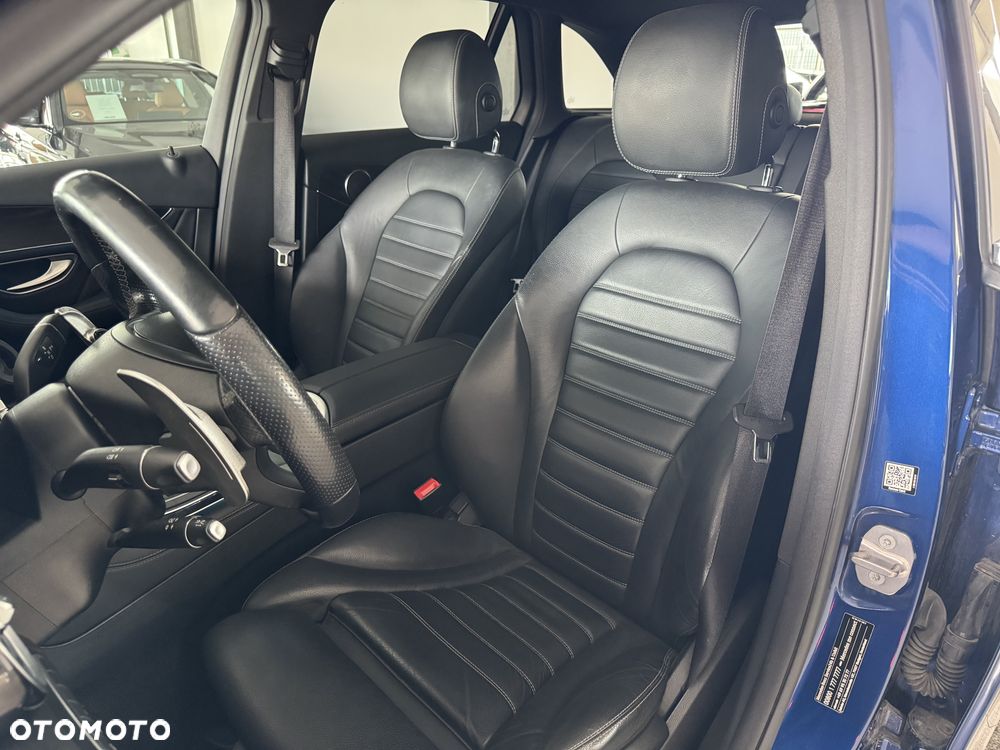 Mercedes-Benz GLC 250 d 4Matic 9G-TRONIC AMG Line - 21