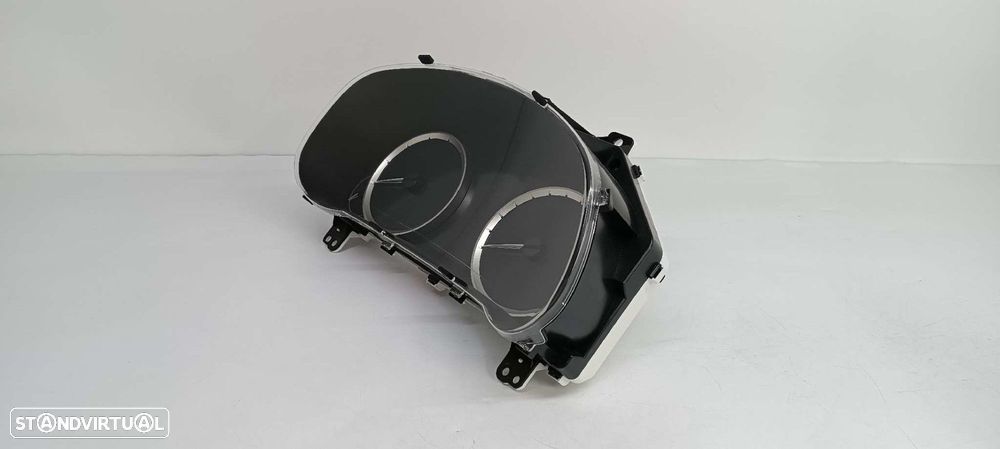 QUADRANTE LEXUS IS 300H - 8