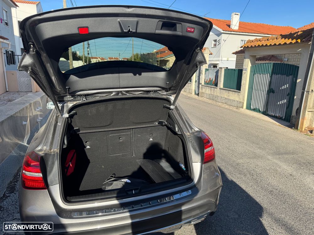 Mercedes-Benz CLA 180 - 12