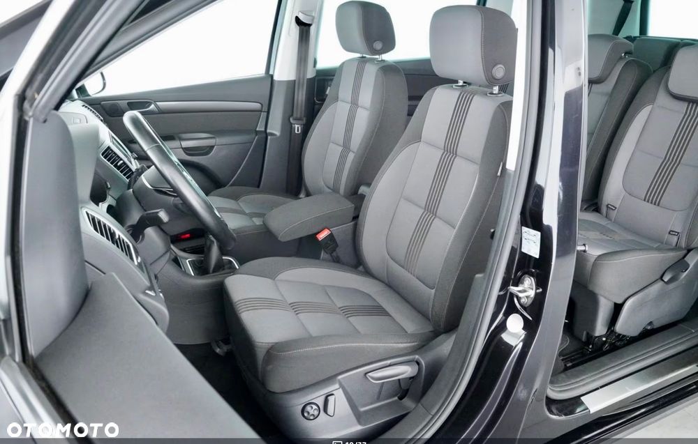 Volkswagen Sharan 2.0 TDI (BlueMotion Technology) Highline - 24