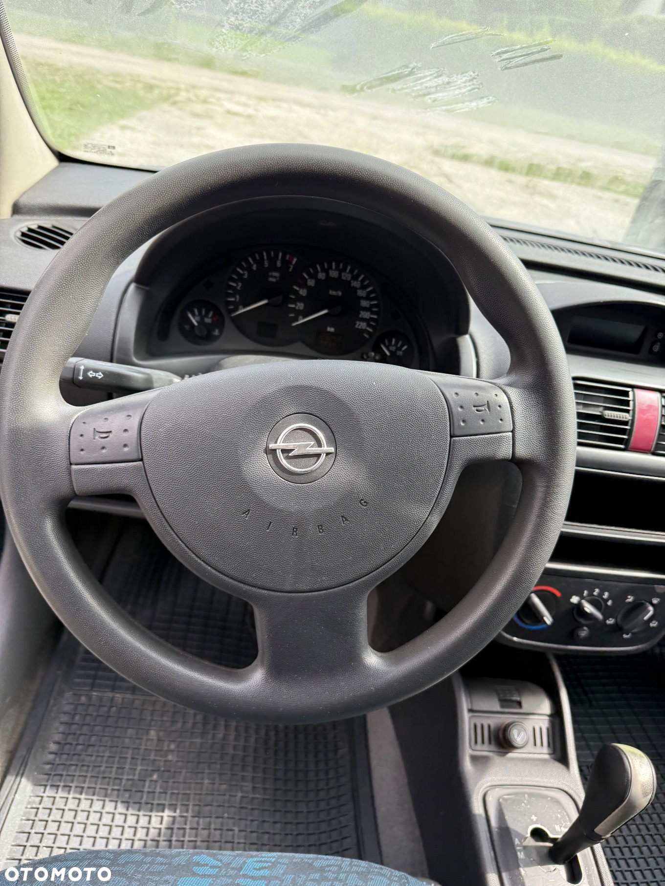 Opel Corsa 1.2 16V Comfort Easytronic - 14