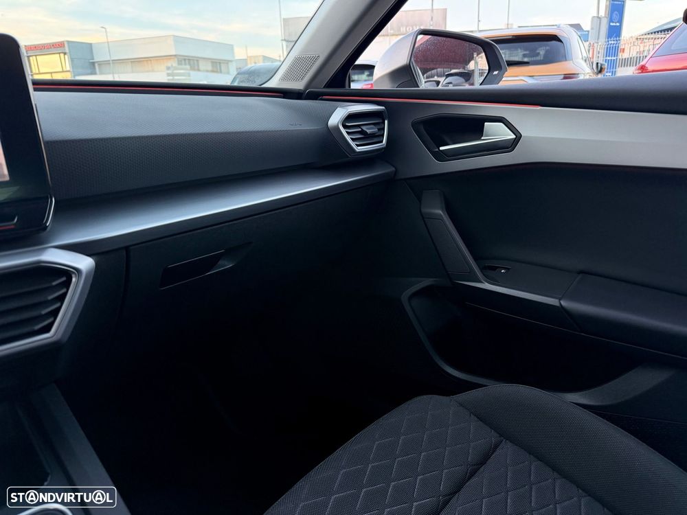 SEAT Leon 1.0 TSI FR - 25