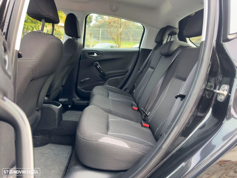 Peugeot 208 HDi 68 Access - 7