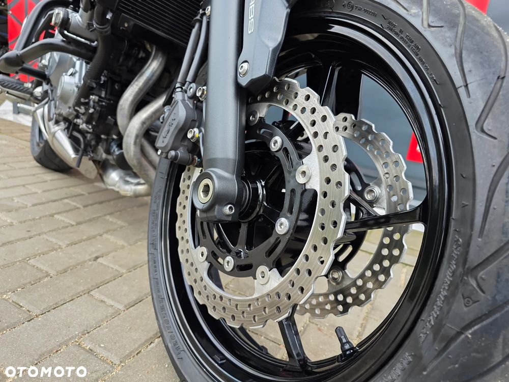 Kawasaki Z 650 - 27