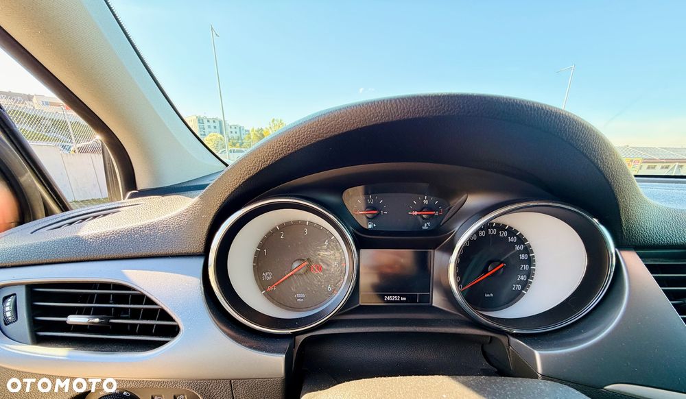 Opel Astra 1.6 CDTI Enjoy - 9