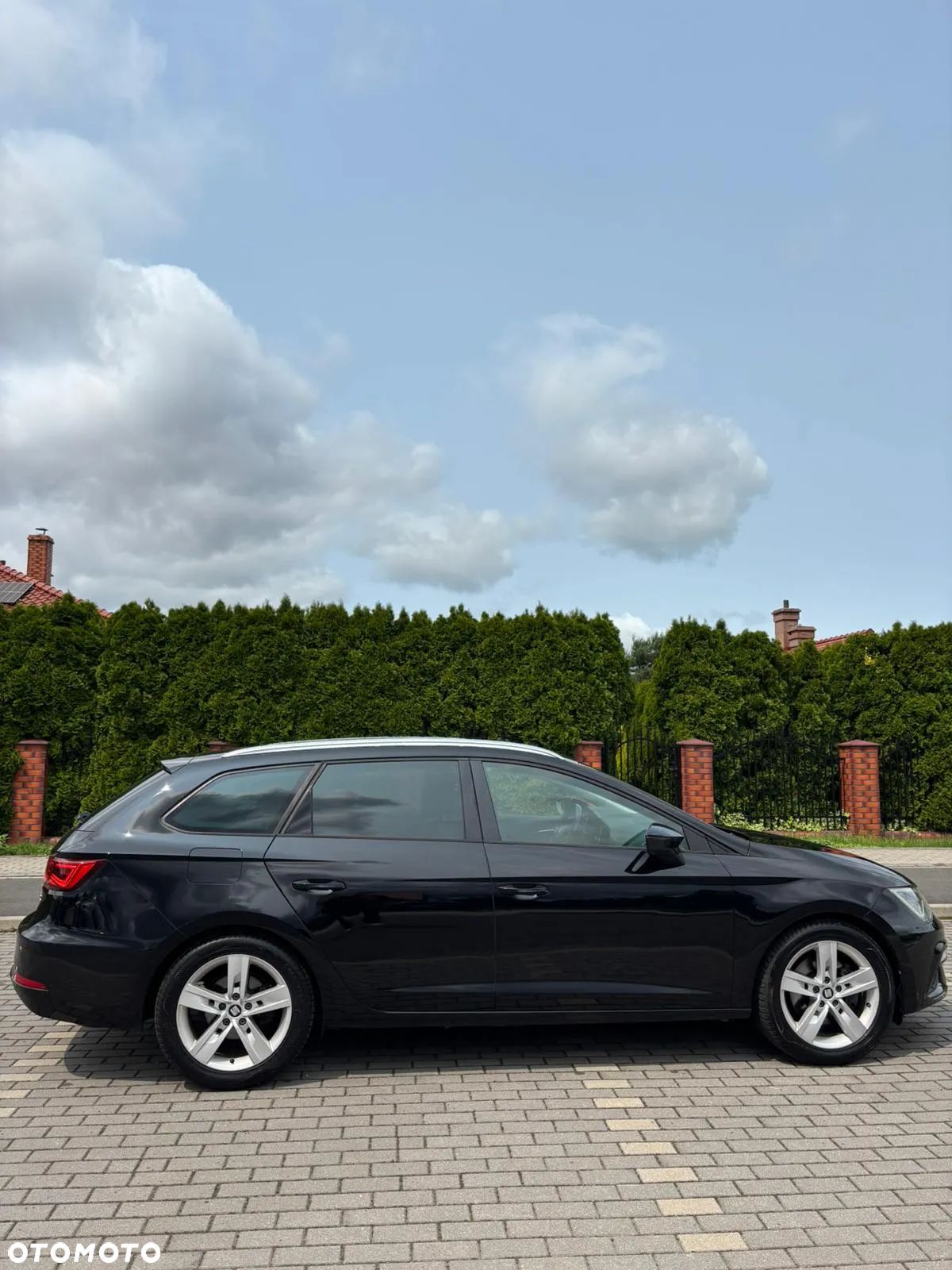 Seat Leon 1.8 TSI Start&Stop DSG FR - 1