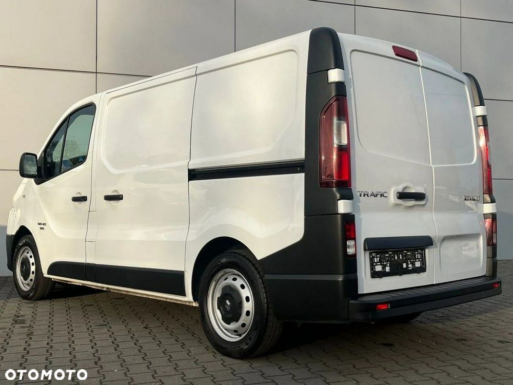 Renault Trafic - 12